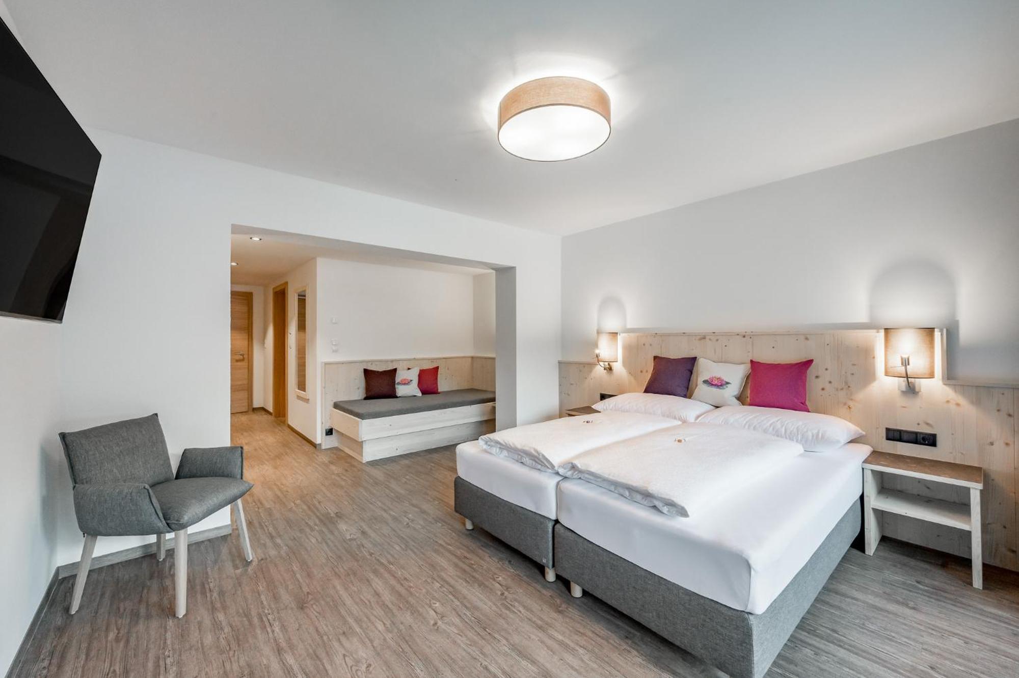 Seehueter'S Hotel Seerose Oetz Cameră foto