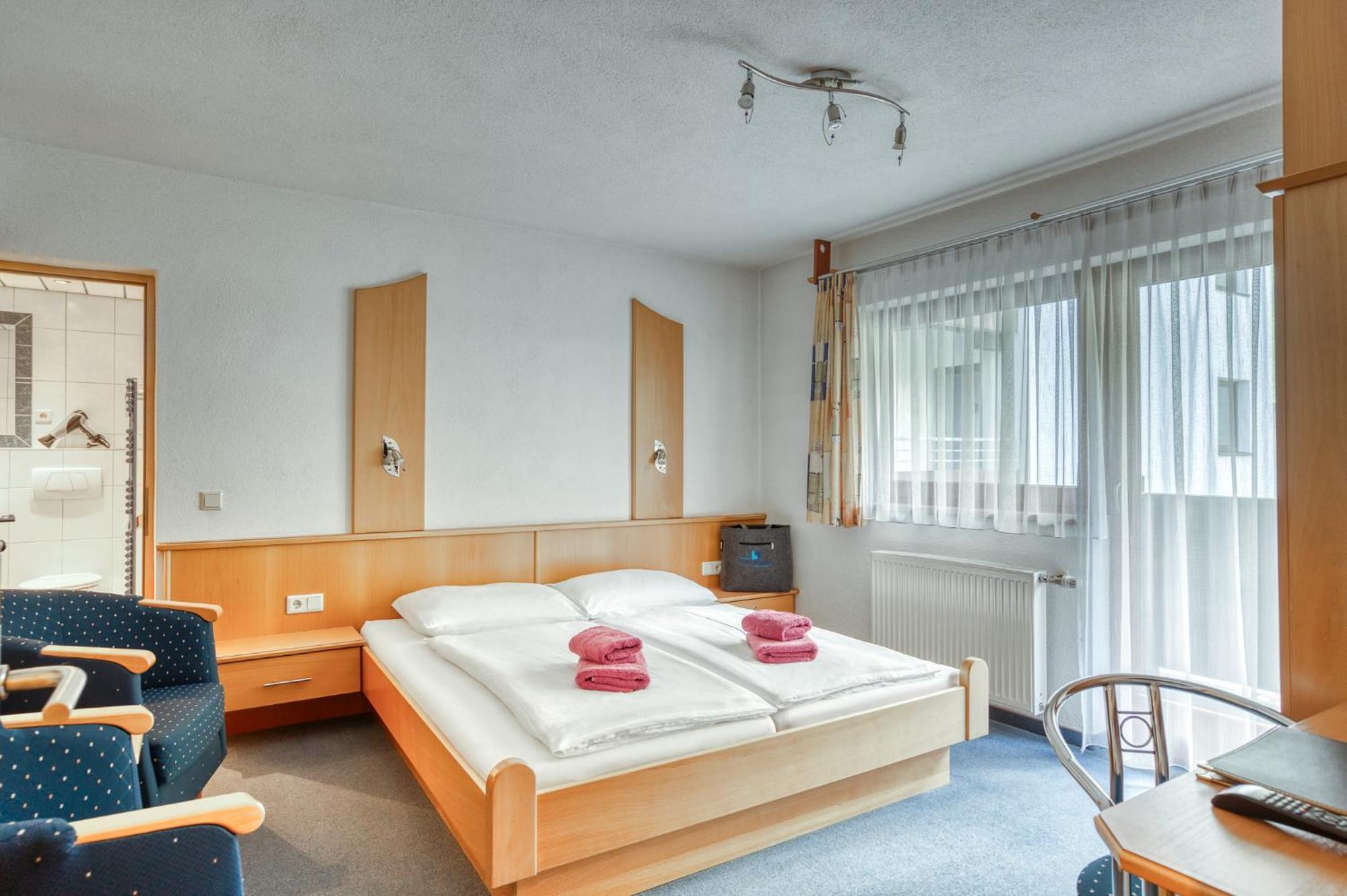 Seehueter'S Hotel Seerose Oetz Cameră foto